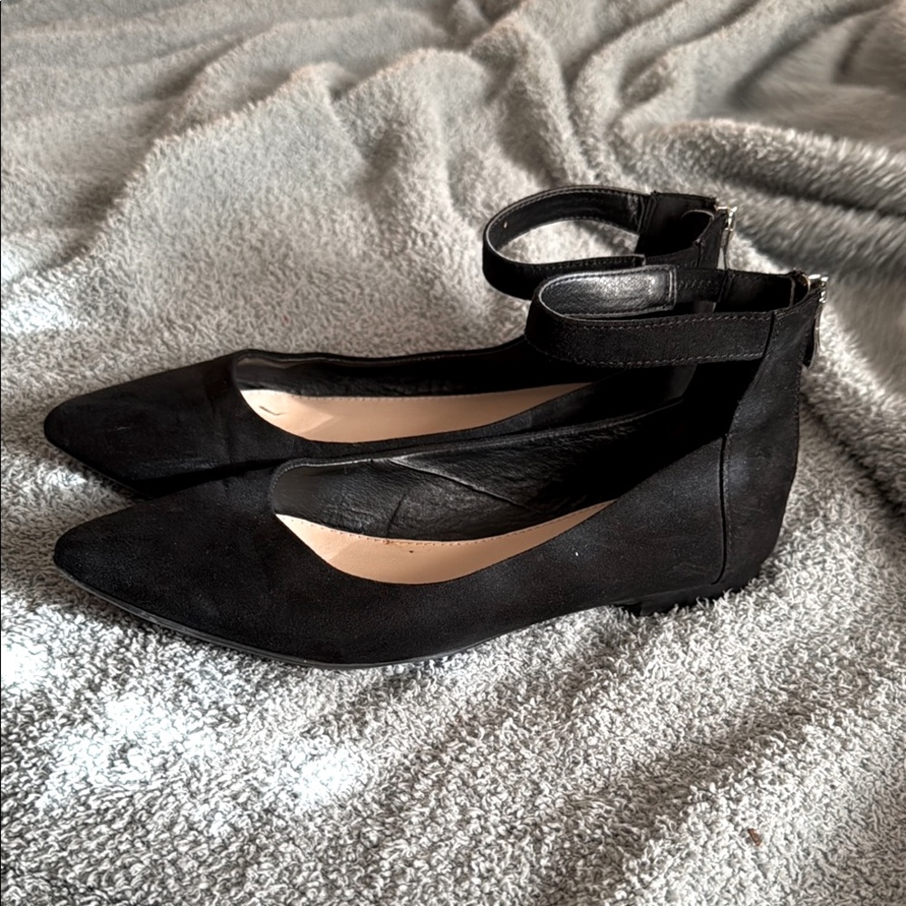 Elegant Black Ankle Strap Flats